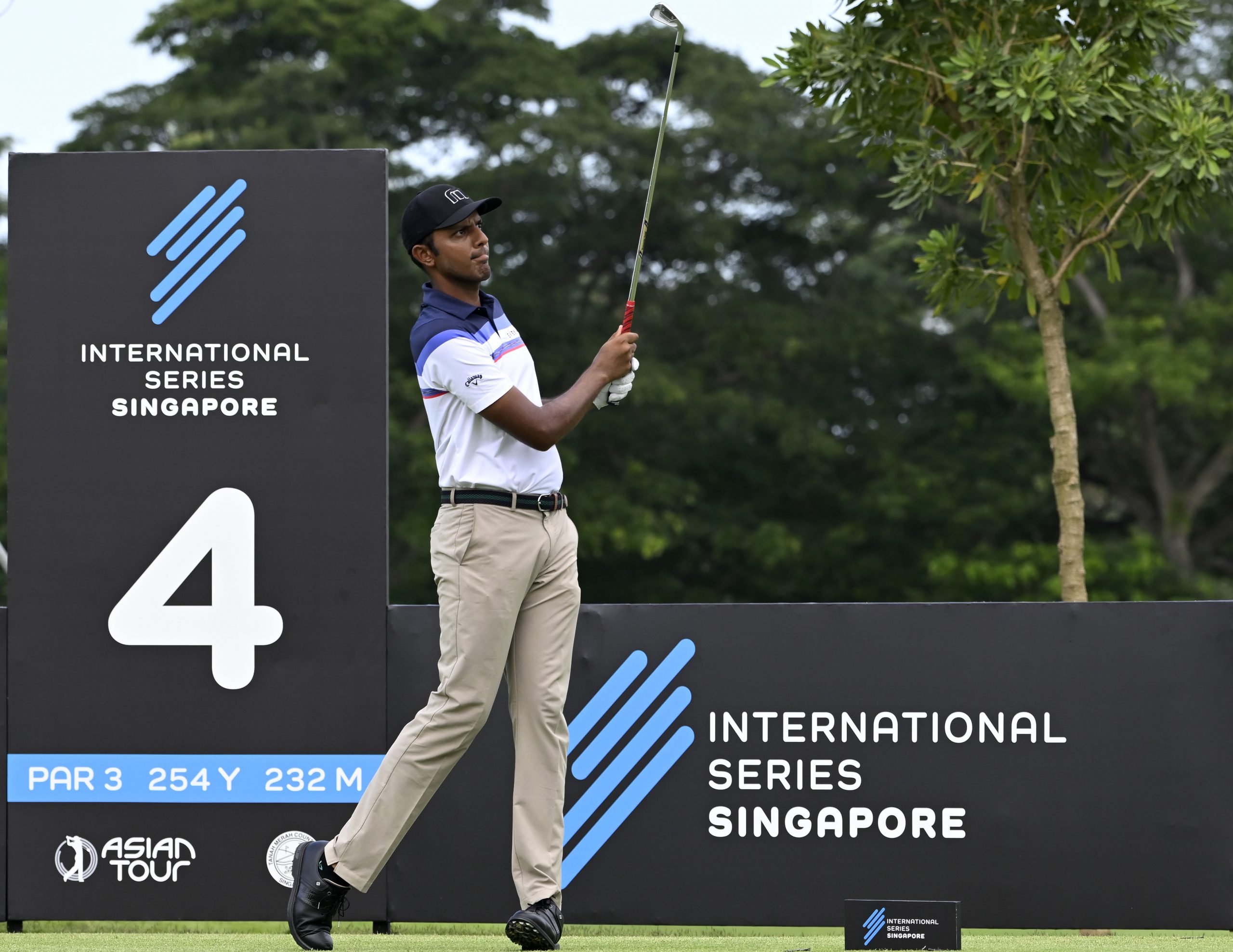 Ahlawat continues love affair with Singapore, shoots superb 65, rises to third