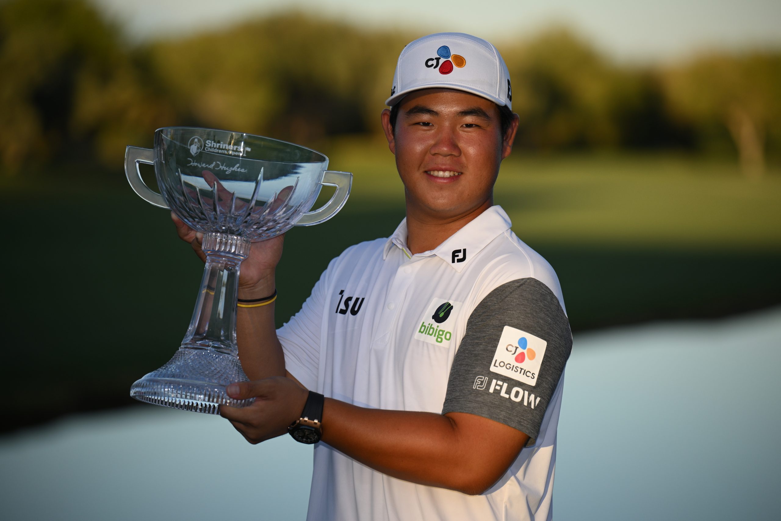 Young star Tom Kim outlasts Cantlay, joins Woods in elite company to have won two titles before 21 years