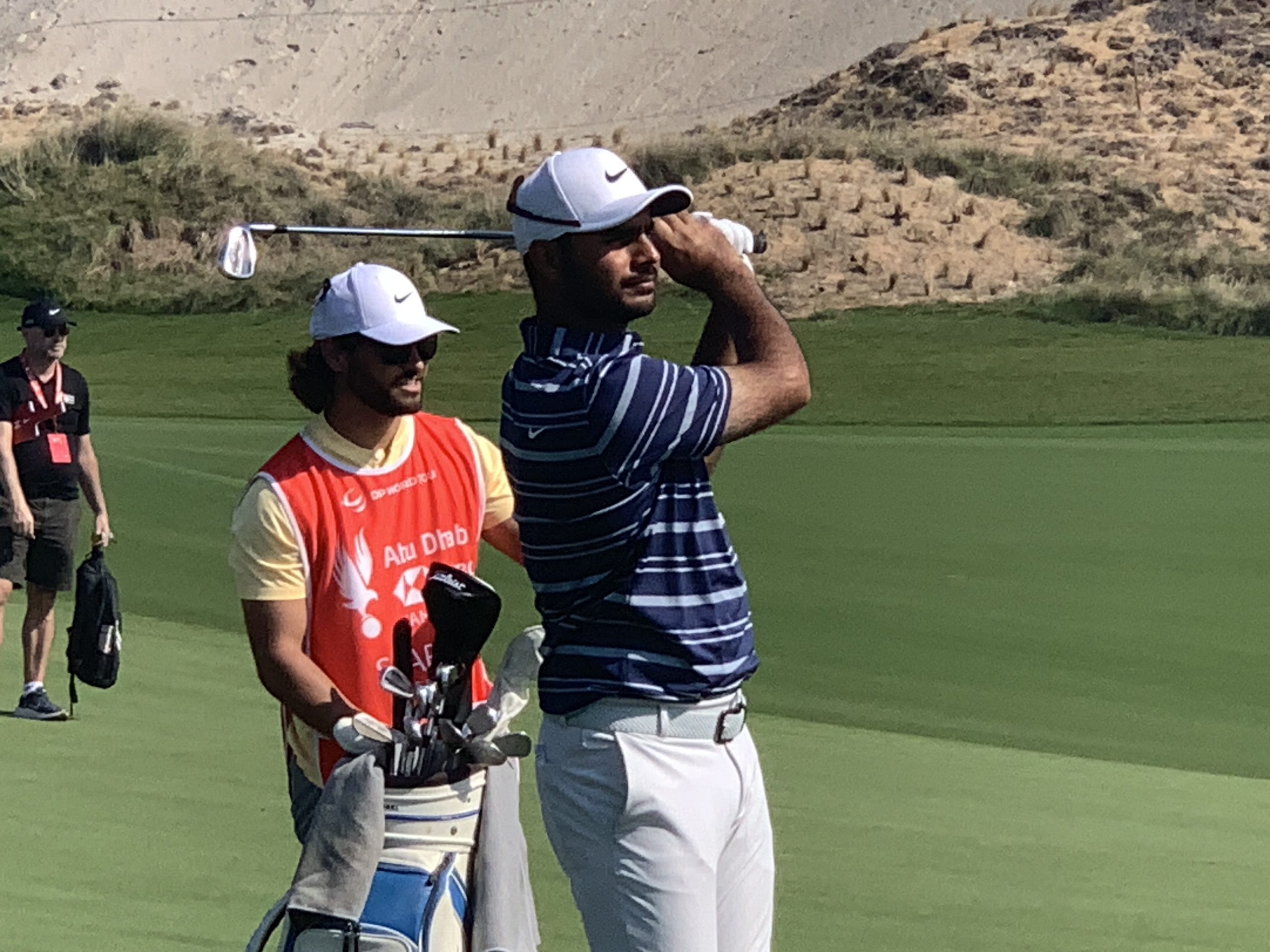 Shubhankar adds 2-under and is placed  ninth in $9m Abu Dhabi golf; Molinari in shared lead
