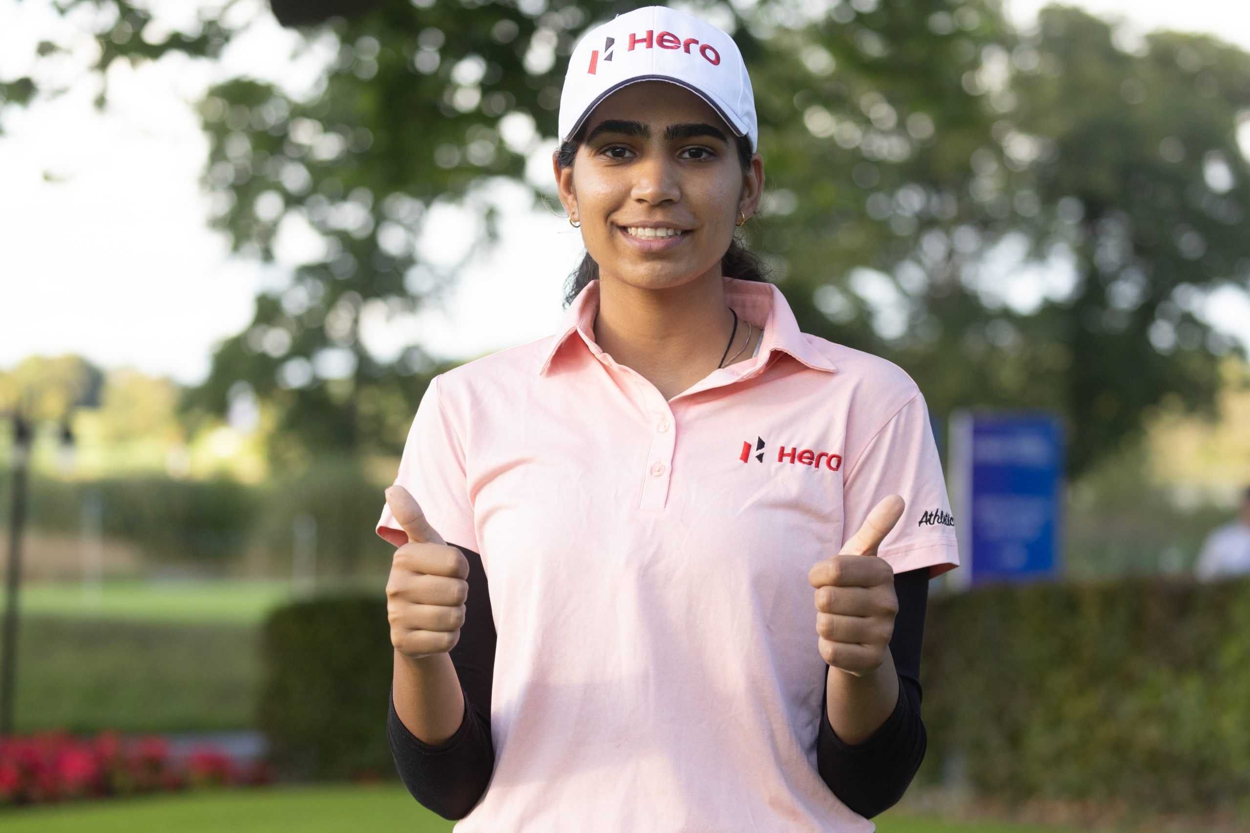 Gritty Diksha produces super finish to keep halfway lead at Irish Open as four Indians make cut